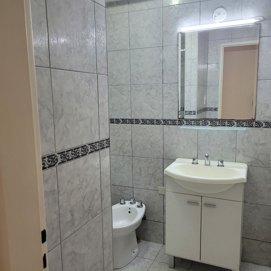 Departamento en venta de 3 Ambientes en Planta Baja con Patio Propio