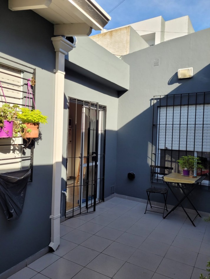 Departamento en venta de 3 Ambientes en Planta Baja con Patio Propio