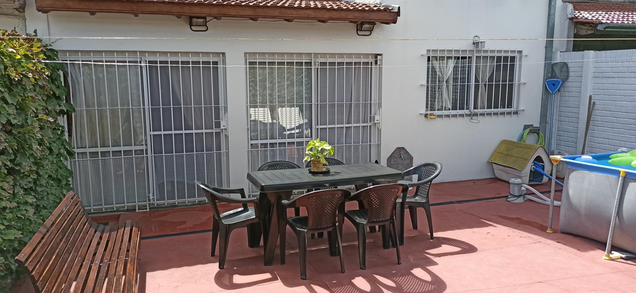 Venta de casa tipo duplex en Berazategui - 5 ambientes