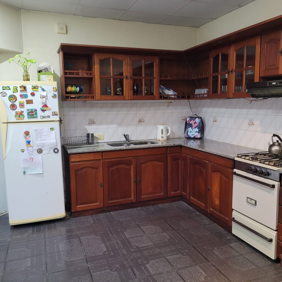 Casa en Venta 5 ambientes - Ezpeleta