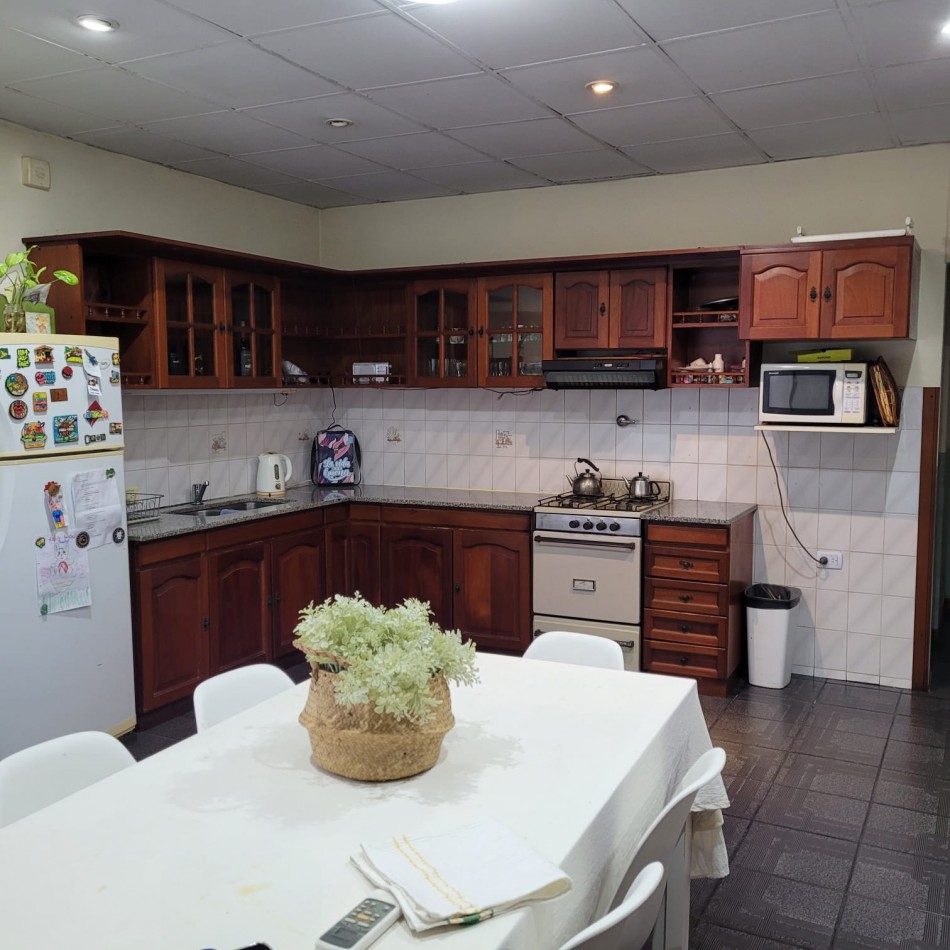 Casa en Venta 5 ambientes - Ezpeleta