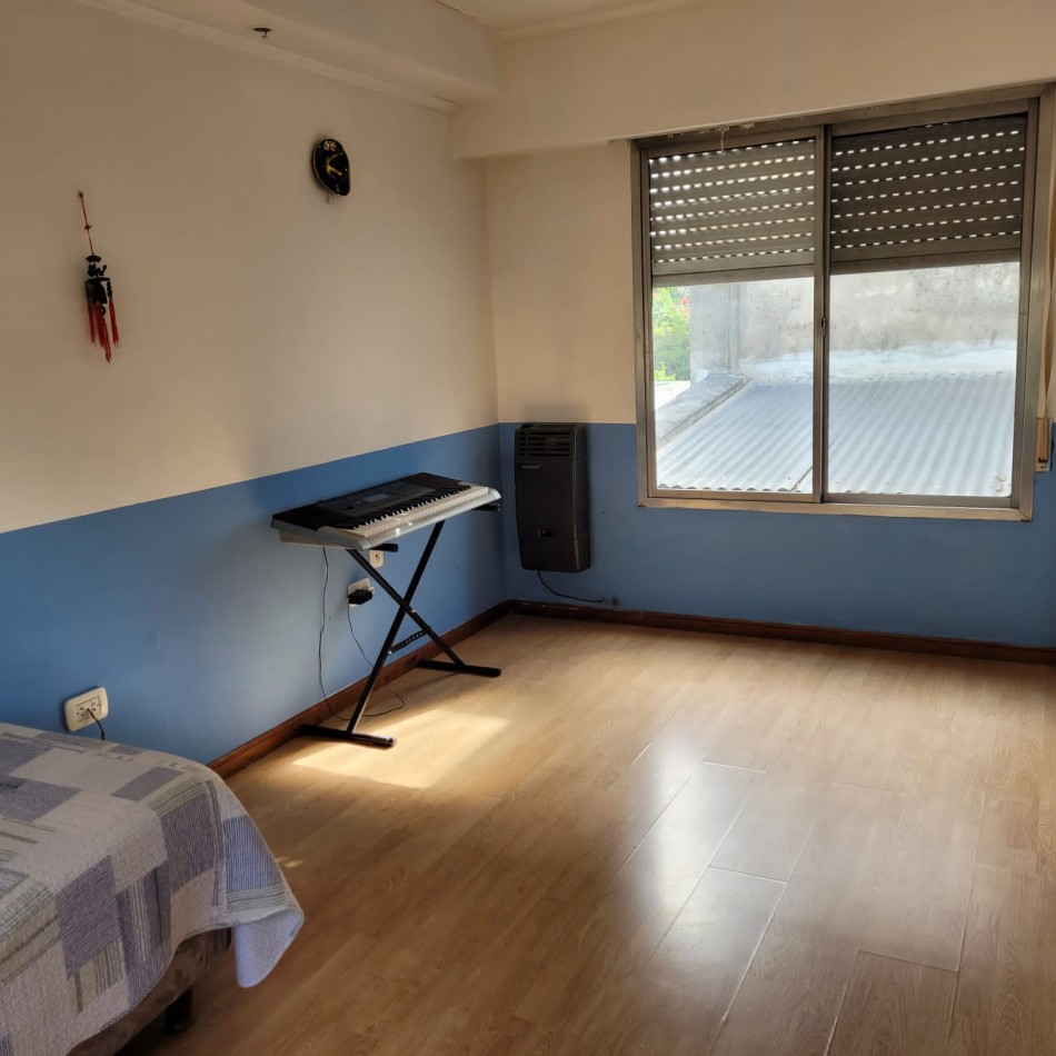 Casa en Venta 5 ambientes - Ezpeleta