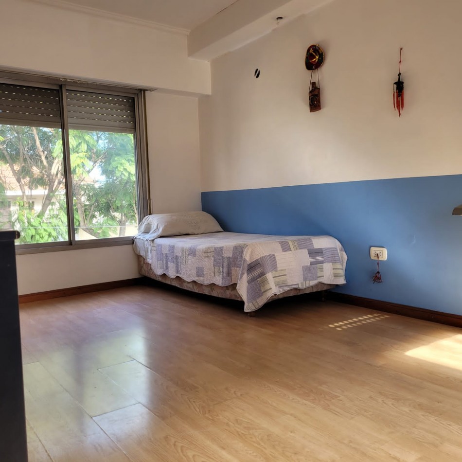 Casa en Venta 5 ambientes - Ezpeleta