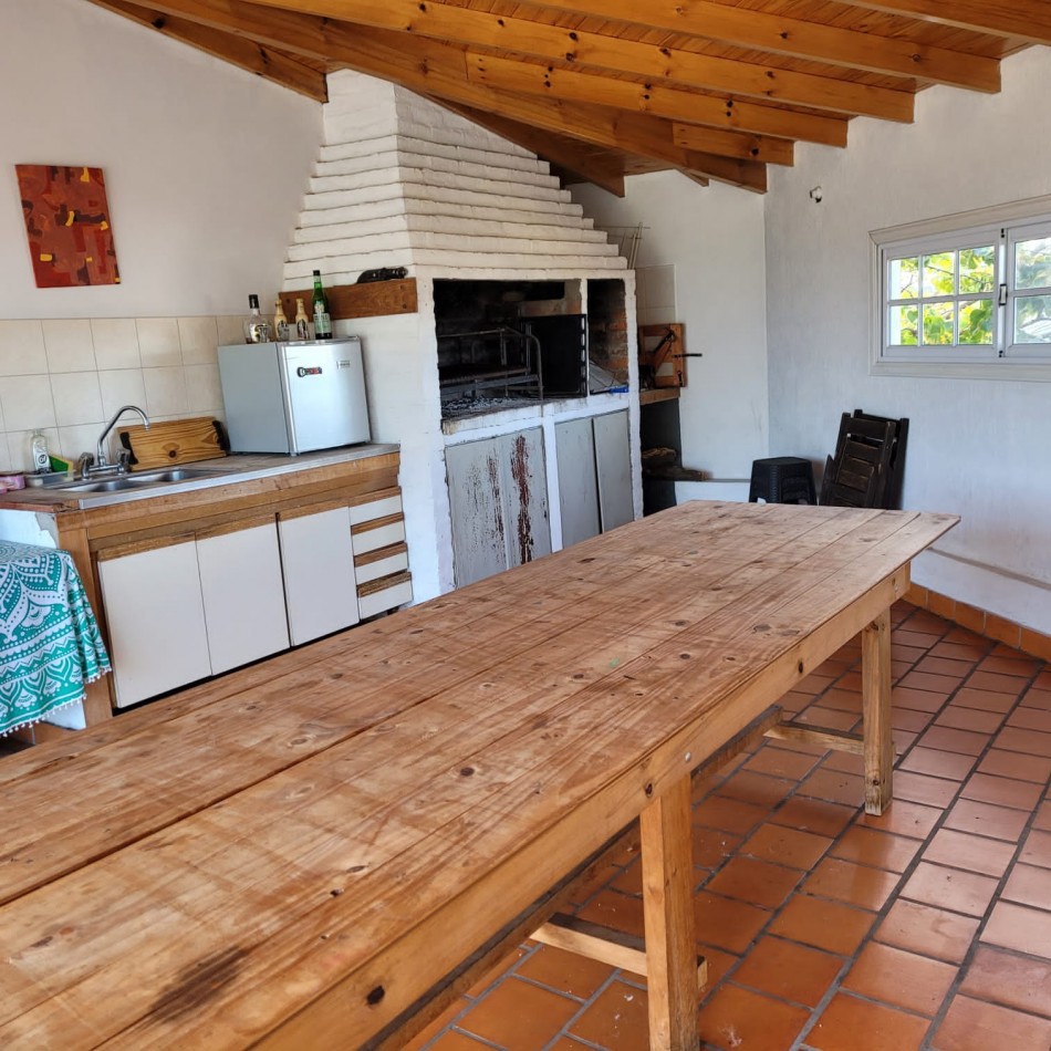 Casa en Venta 5 ambientes - Ezpeleta