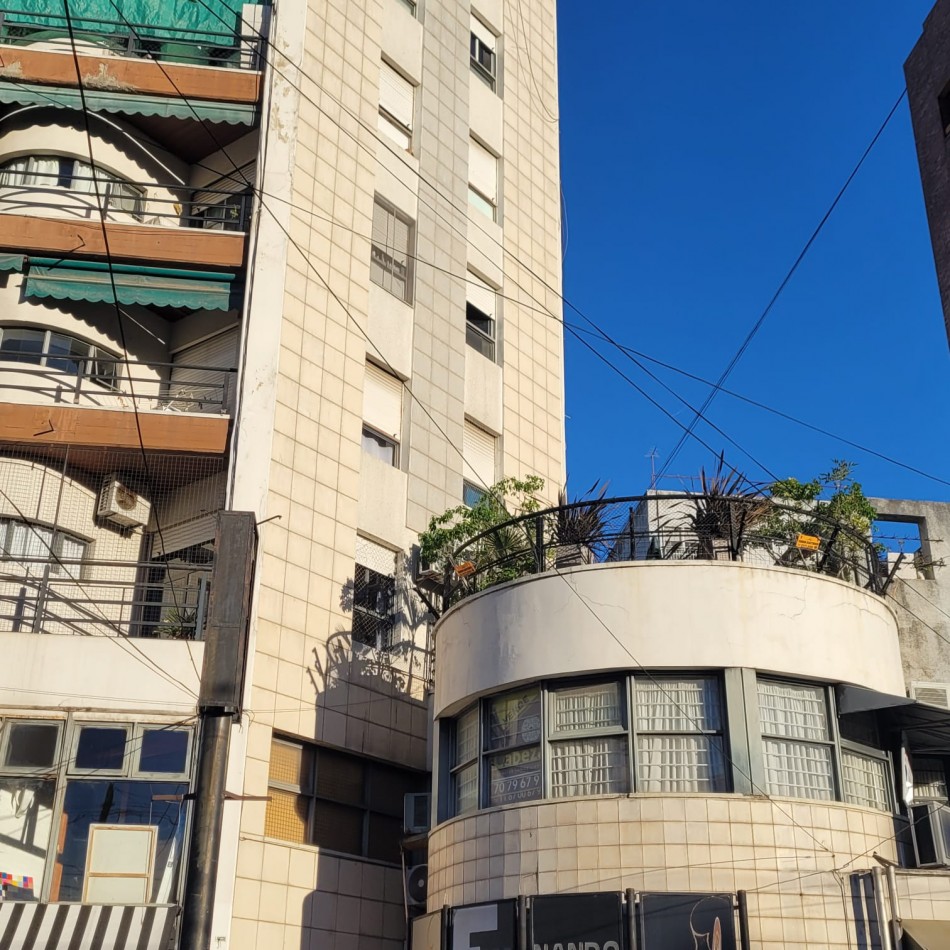 Departamento en Venta 3 ambientes con cochera - Quilmes Centro