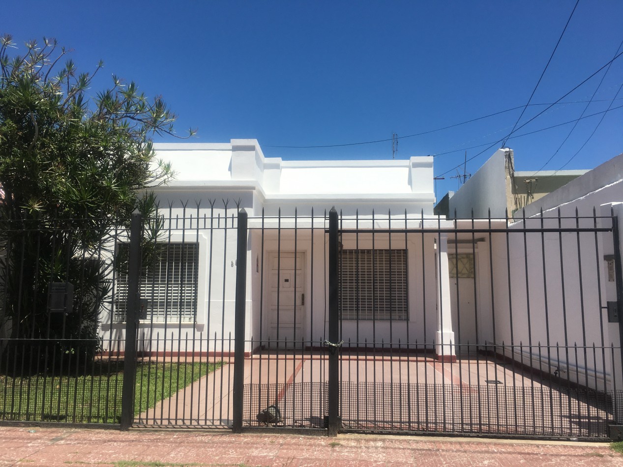 Casa en venta 3 ambientes - Bernal Oeste, Quilmes