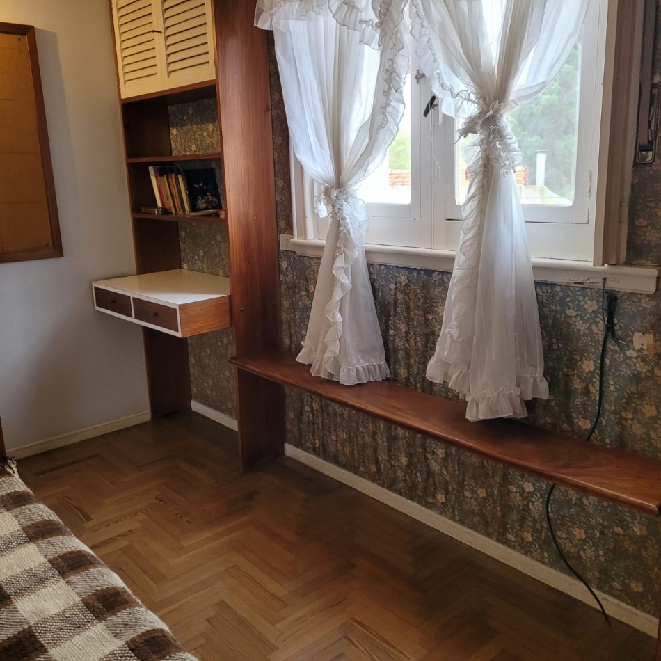 Casa en venta de 3 ambientes - Bernal