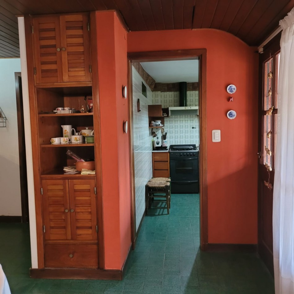 Casa en venta de 3 ambientes - Bernal