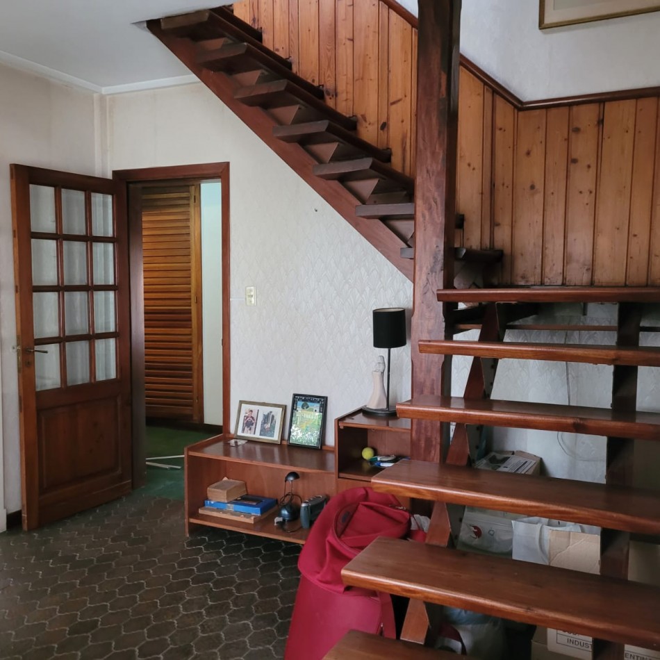 Casa en venta de 3 ambientes - Bernal