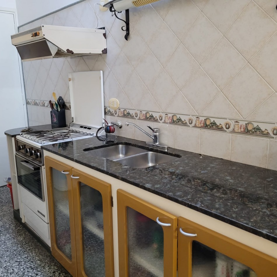 Casa en Venta - Quilmes Oeste - 3 ambientes