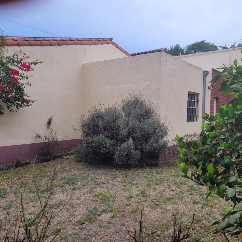 Casa en Venta - Quilmes Oeste - 3 ambientes