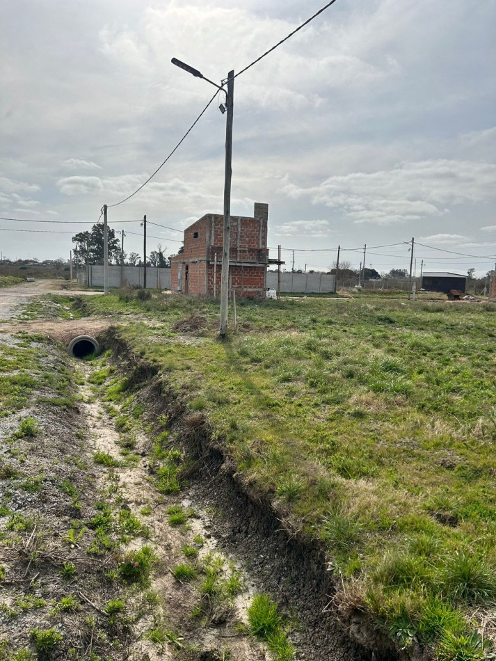 Lote en Barrio Cerrado - Siempre Verde - Los Hornos OPORTUNIDAD!!!!