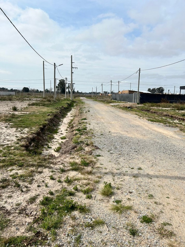 Lote en Barrio Cerrado - Siempre Verde - Los Hornos OPORTUNIDAD!!!!