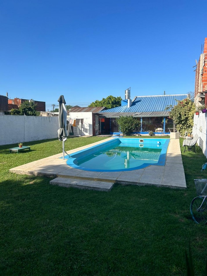 Casa en Venta con pileta - Quilmes Oeste - Ezpeleta Oeste