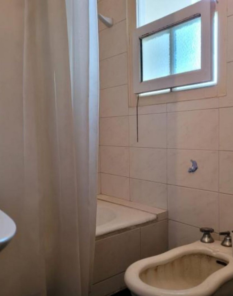 Casa en Venta Quilmes - 12 de octubre 7 ambientes