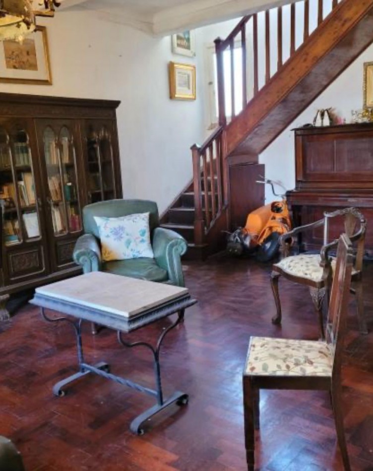 Casa en Venta Quilmes - 12 de octubre 7 ambientes