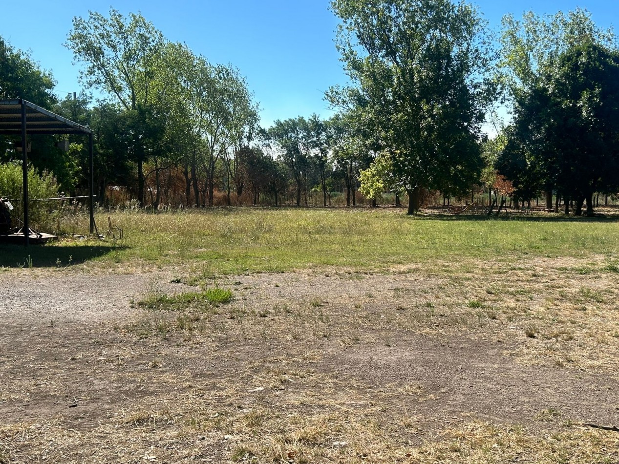 Campo en venta - La Capilla - parcelas o todo completo