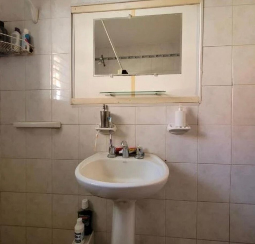 Casa de 3 ambientes en venta - Berazategui