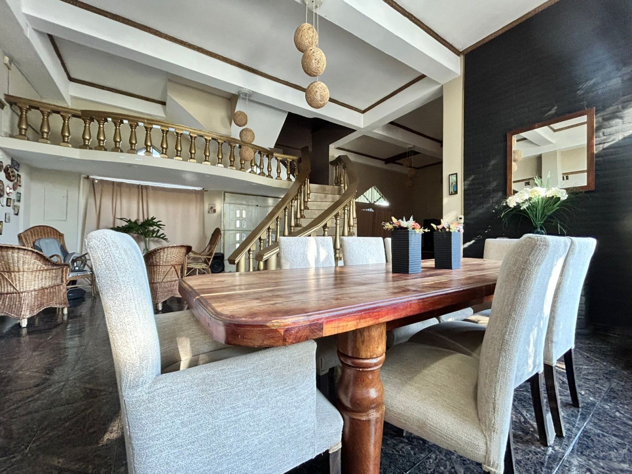 Casa Quinta en lote Gigante - Florencio Varela