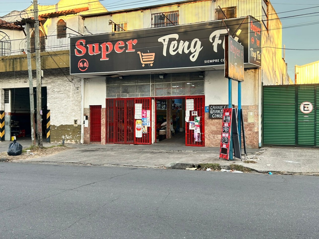 Local en Venta de 400Mts Sobre amoedo, casi esquina Urquiza