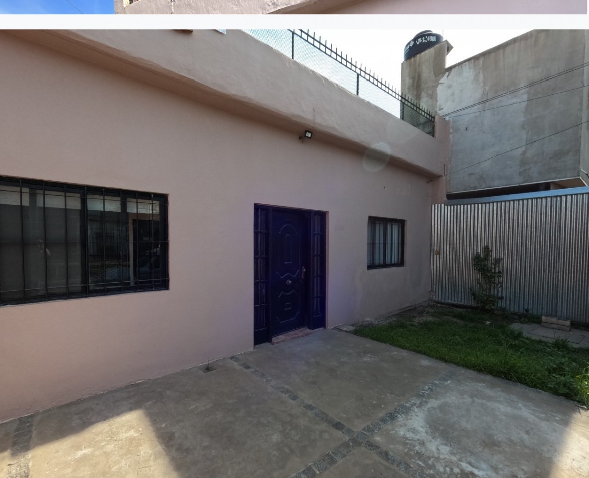 CASA EN VENTA - FLORENCIO VARELA - ZONA SENZABELLO