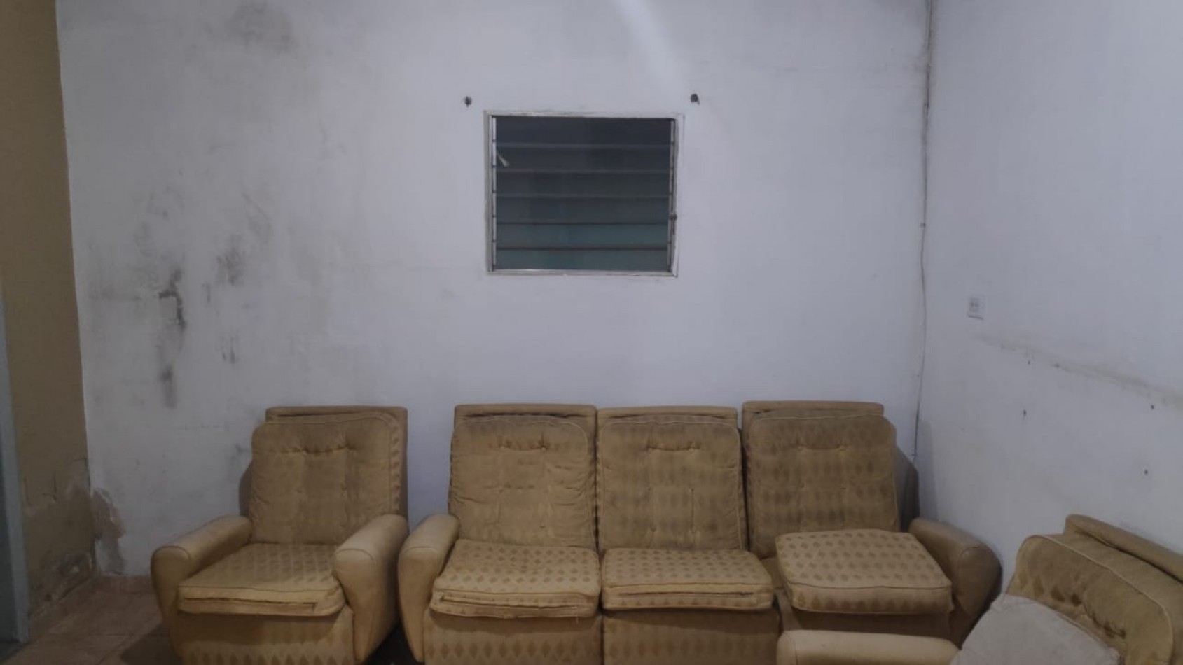 Oportunidad Real y Unica!!! Casa en venta a reciclar - Vateone - Florencio Varela