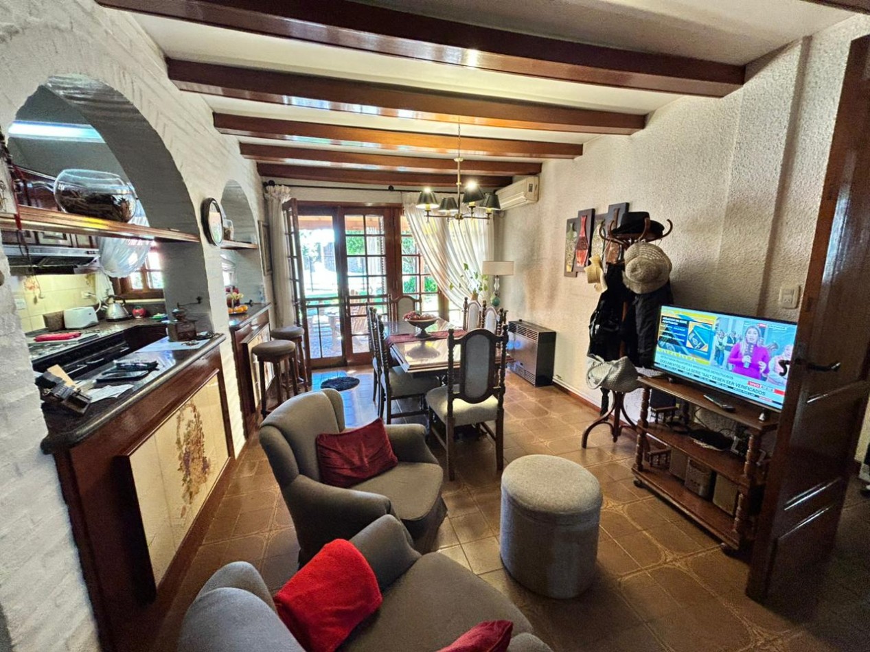 Imponente Casa en Venta - Villa Vetteone - Florenci Varela