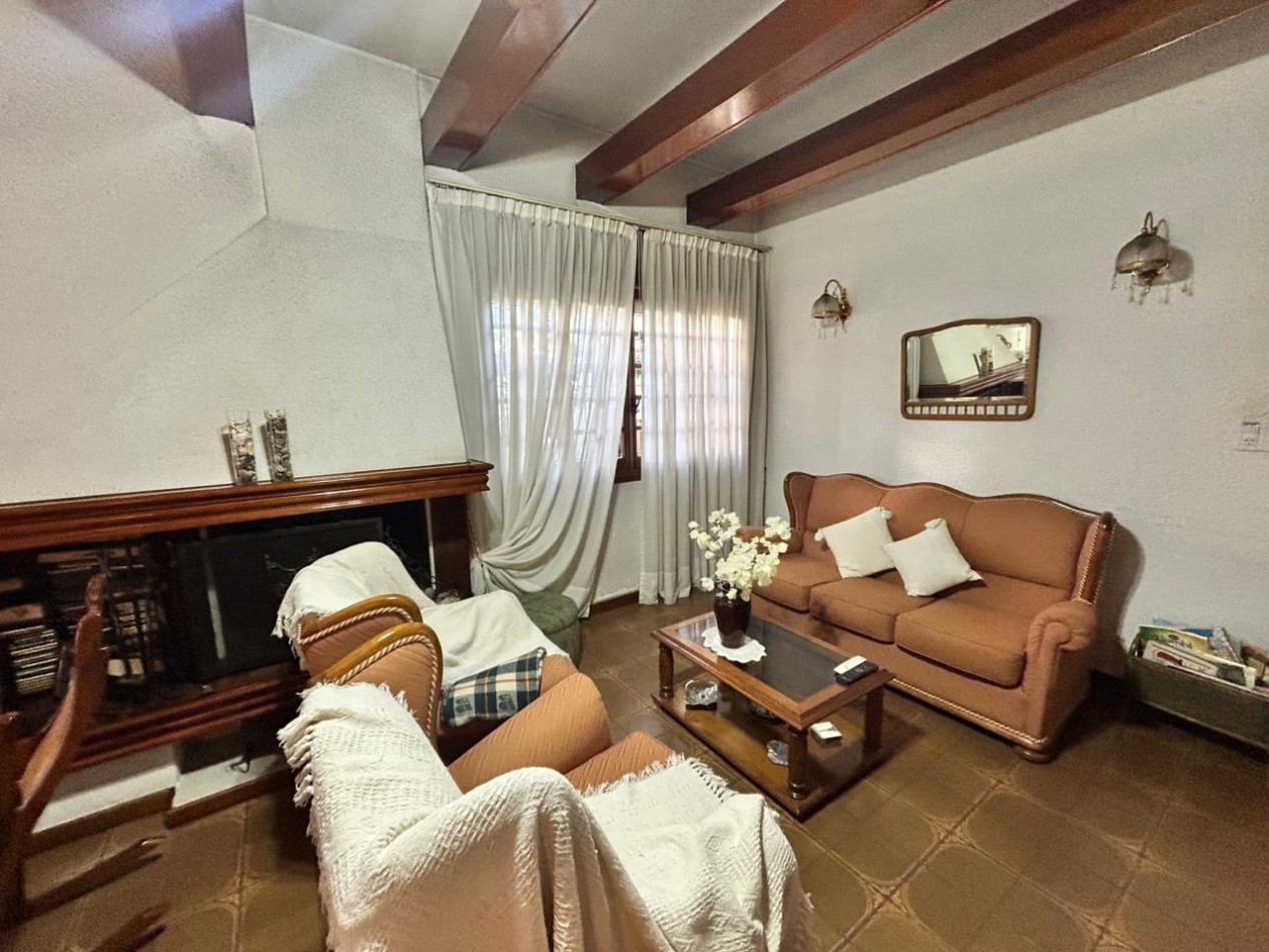 Imponente Casa en Venta - Villa Vetteone - Florenci Varela