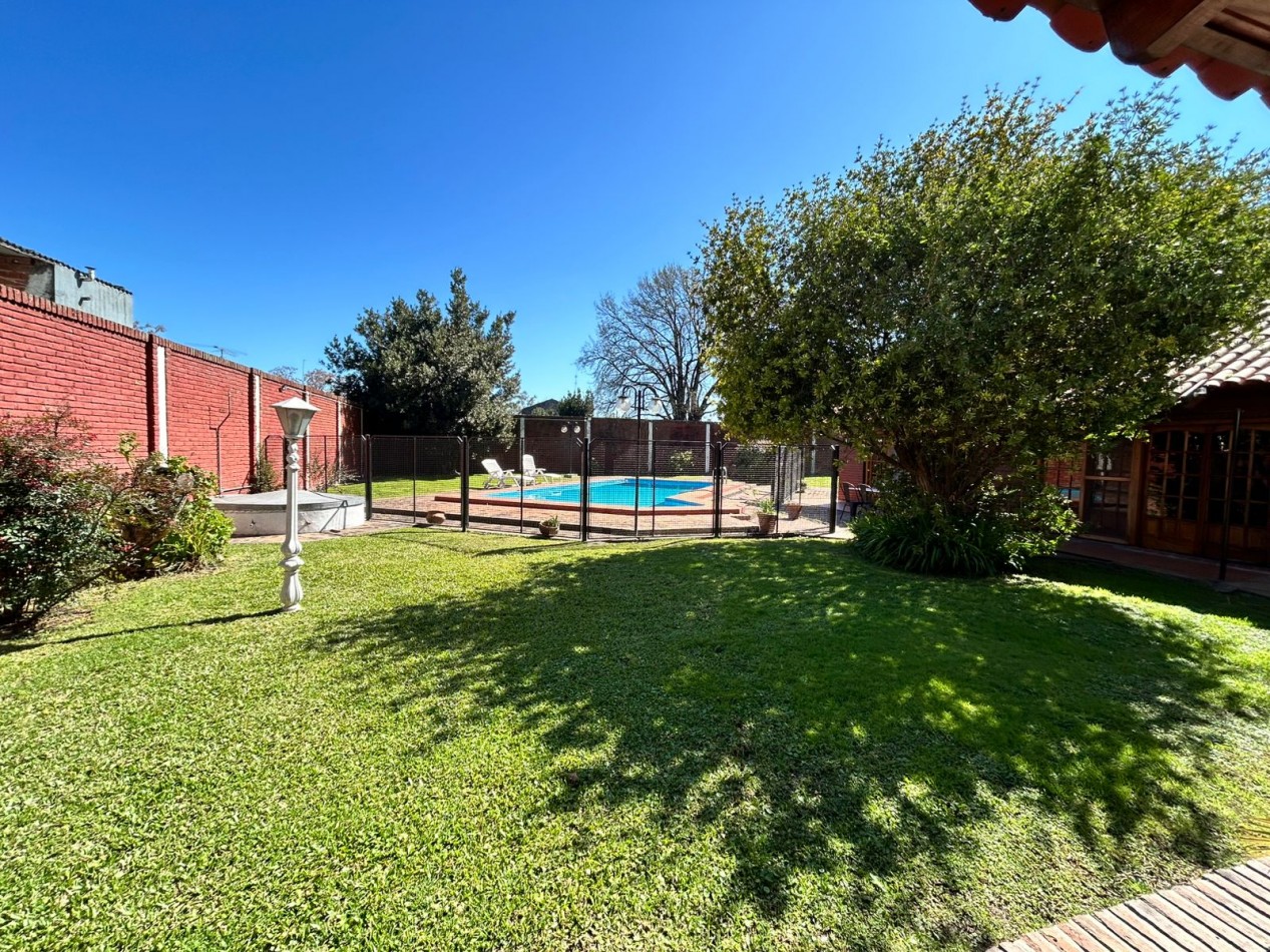 Imponente Casa en Venta - Villa Vetteone - Florenci Varela