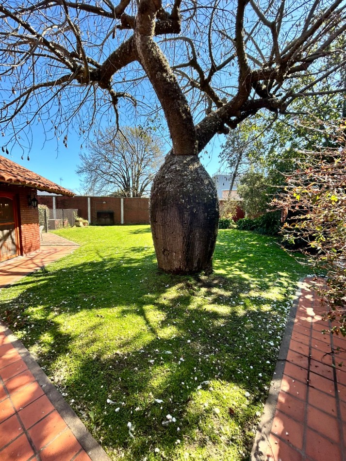 Imponente Casa en Venta - Villa Vetteone - Florenci Varela