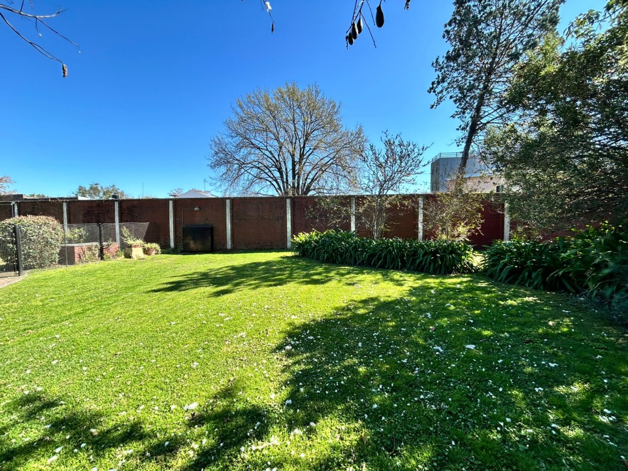 Imponente Casa en Venta - Villa Vetteone - Florenci Varela