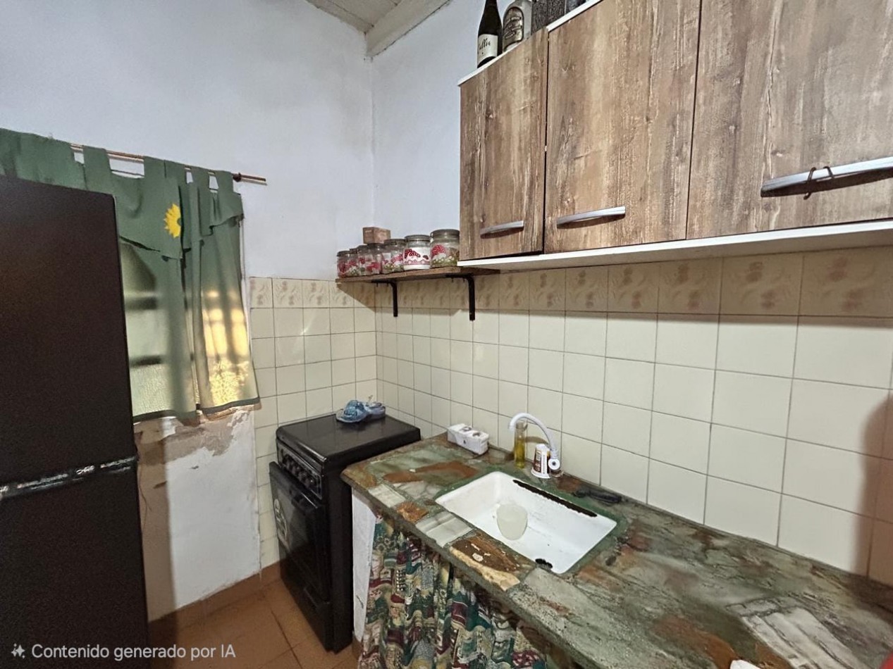 Casa en venta con departamento al fondo en florencio varela