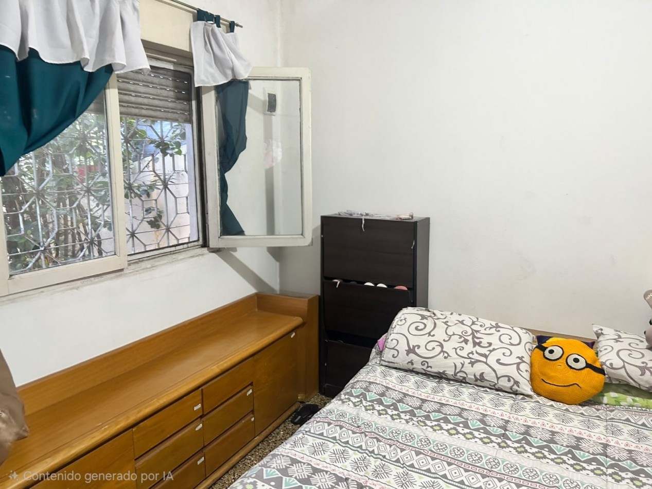 Casa en venta con departamento al fondo en florencio varela