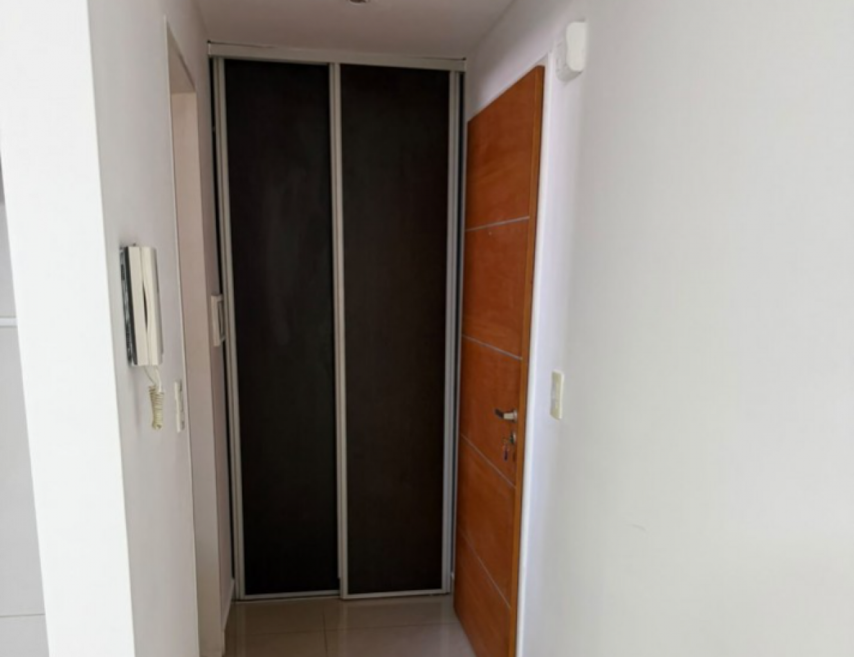 Departamento monoambiente en alquiler - Florencio Varela Centro