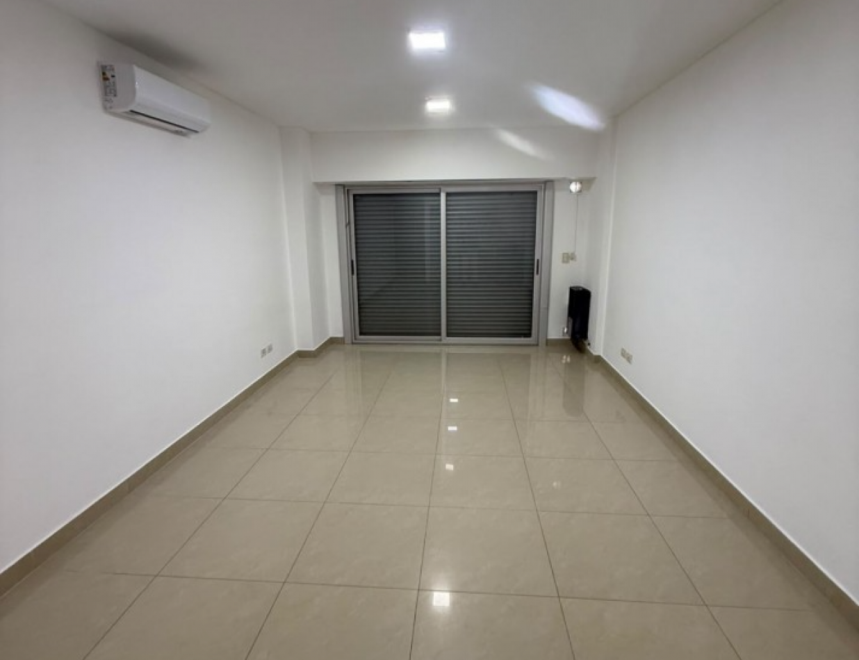 Departamento monoambiente en alquiler - Florencio Varela Centro