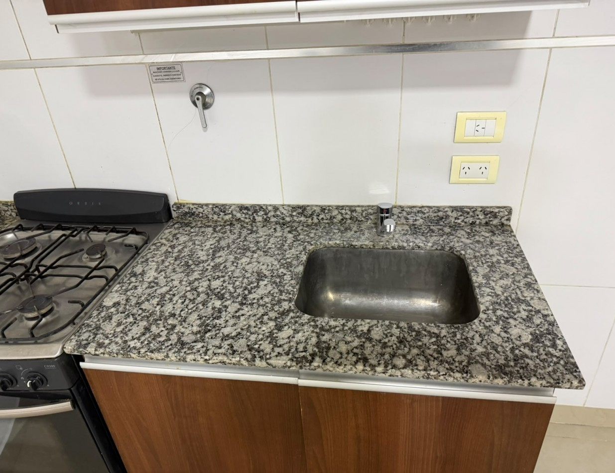 Departamento monoambiente en alquiler - Florencio Varela Centro