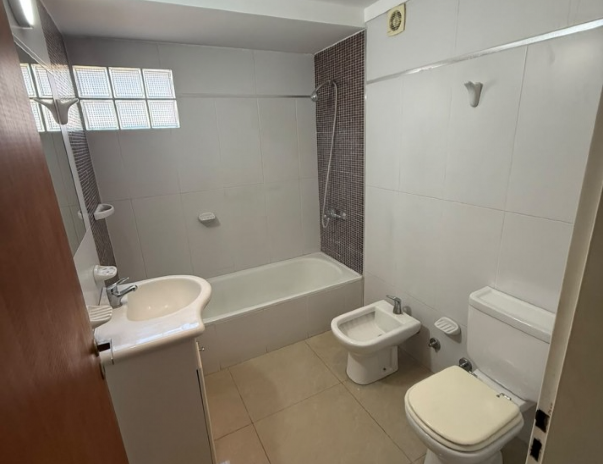 Departamento monoambiente en alquiler - Florencio Varela Centro