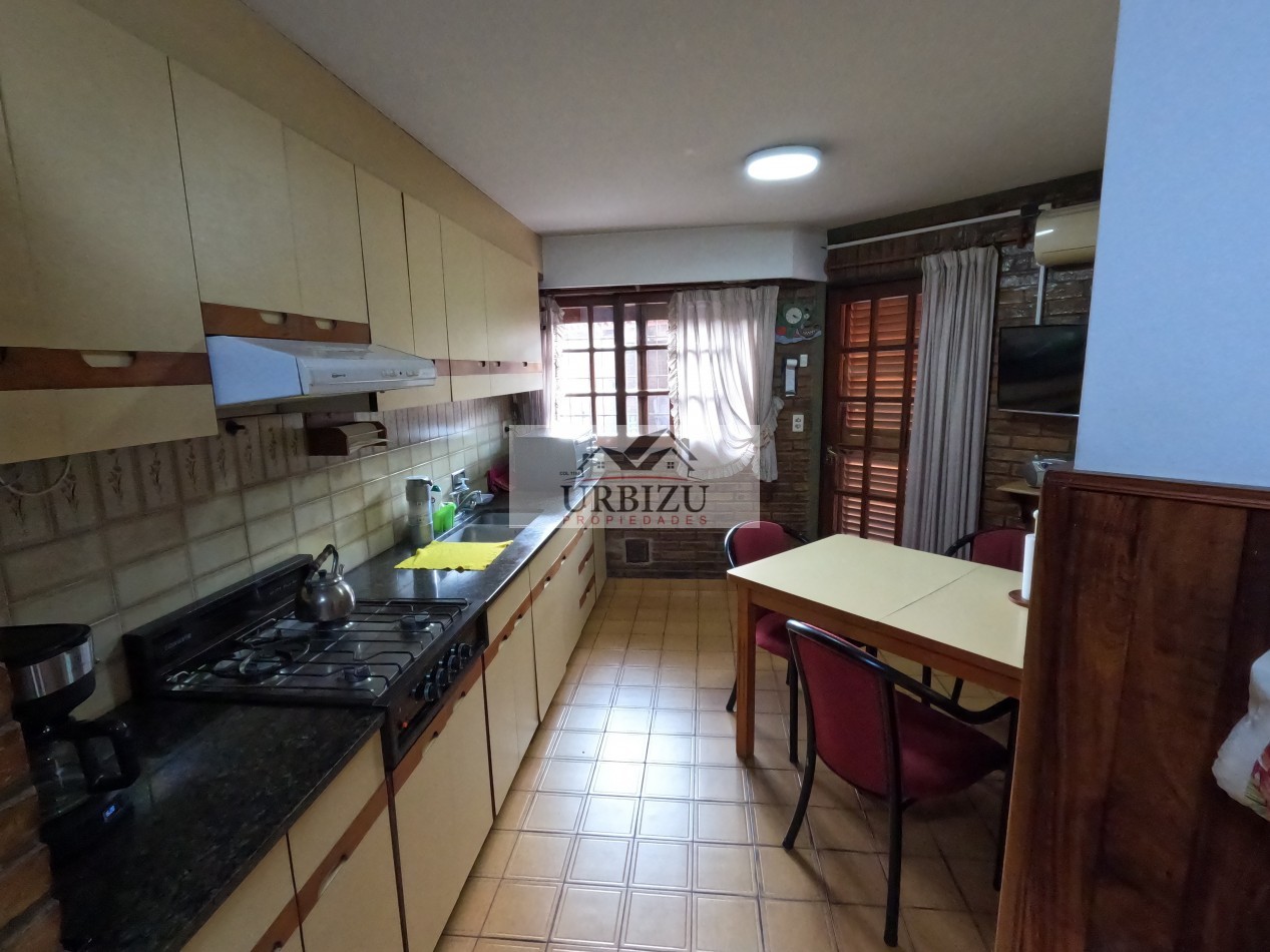 Importante Casa en Venta - Villa Vatteone - Florencio Varela