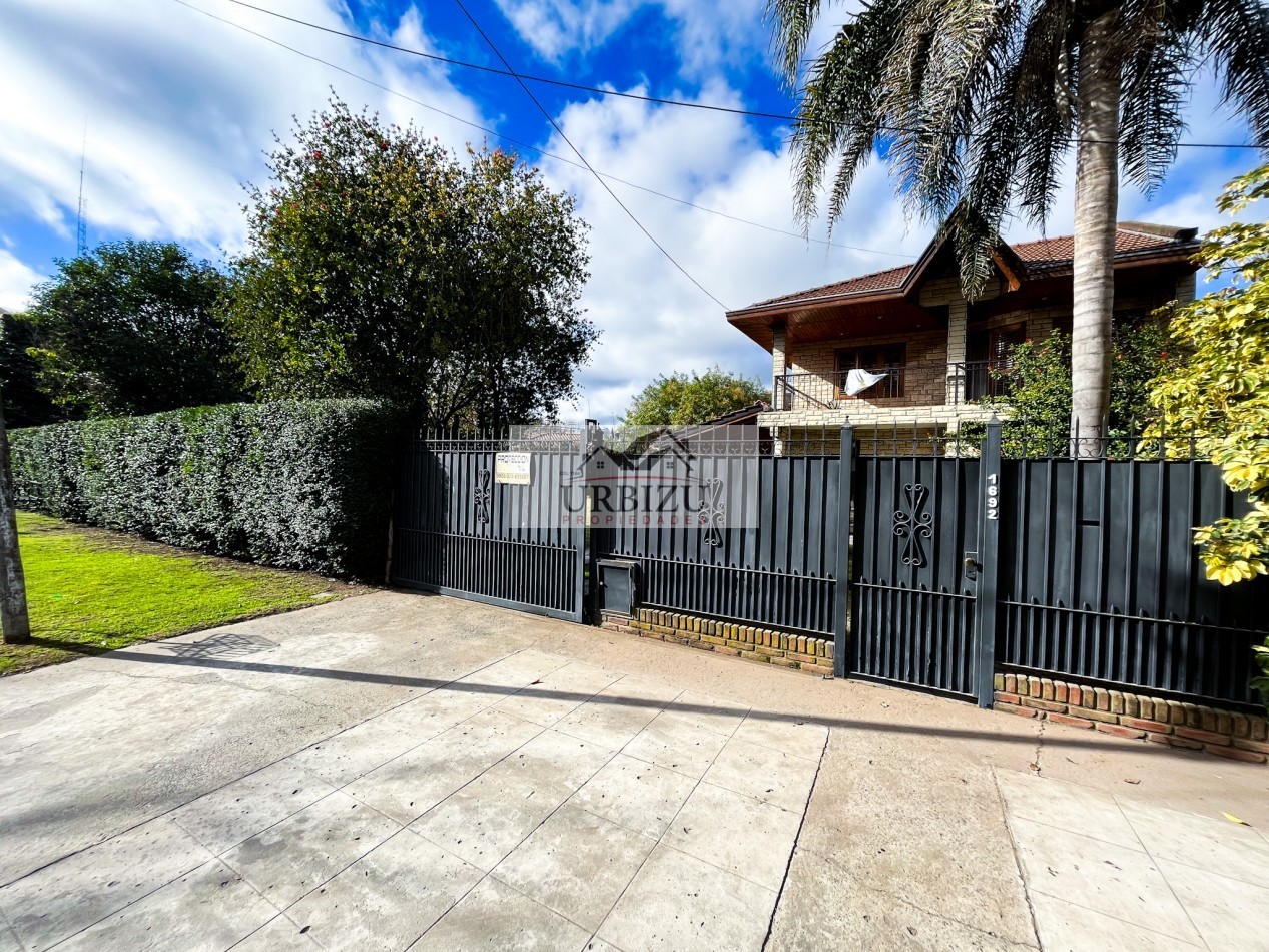 Importante Casa Quinta en El Pato - Berazategui