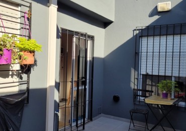 Departamento en venta de 3 Ambientes en Planta Baja con Patio Propio