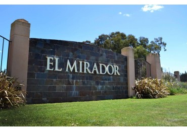 Lote en Barrio El Mirador - Club de Campo