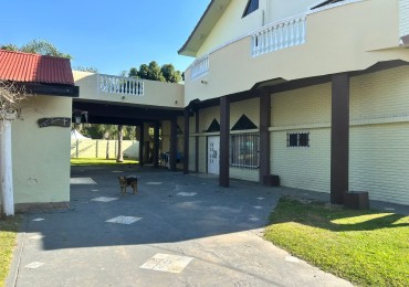 Casa Quinta en lote Gigante - Florencio Varela